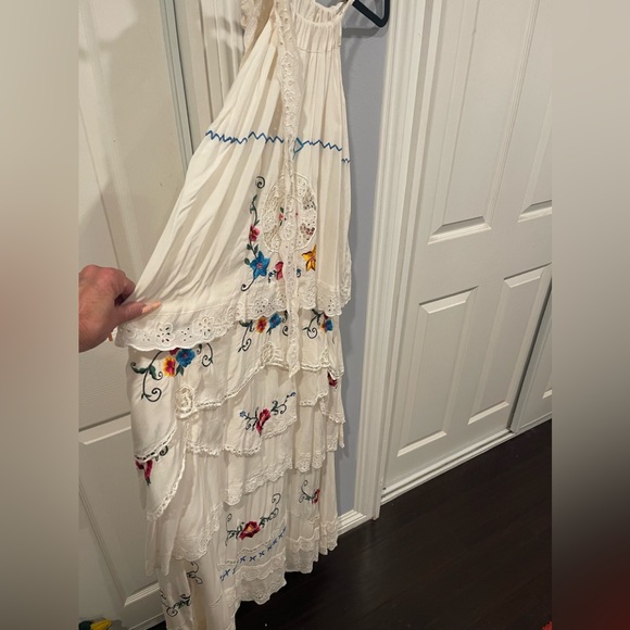 STUNNING LAYERED FILLYBOO MAXI DRESS EUC - Picture 2 of 9